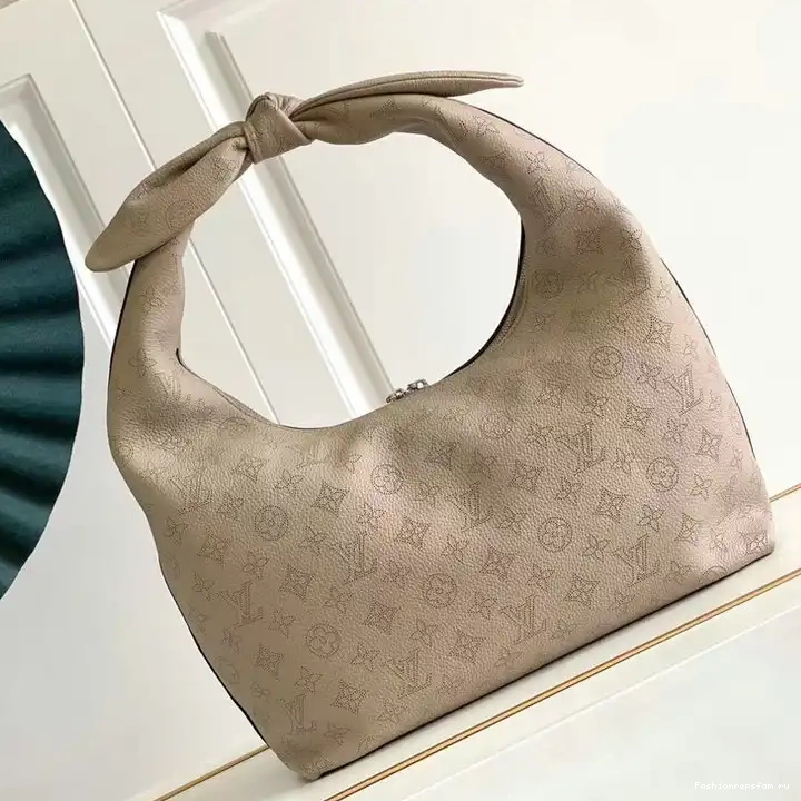 Fashionreps 2209DJ0058 LV Bag 0811